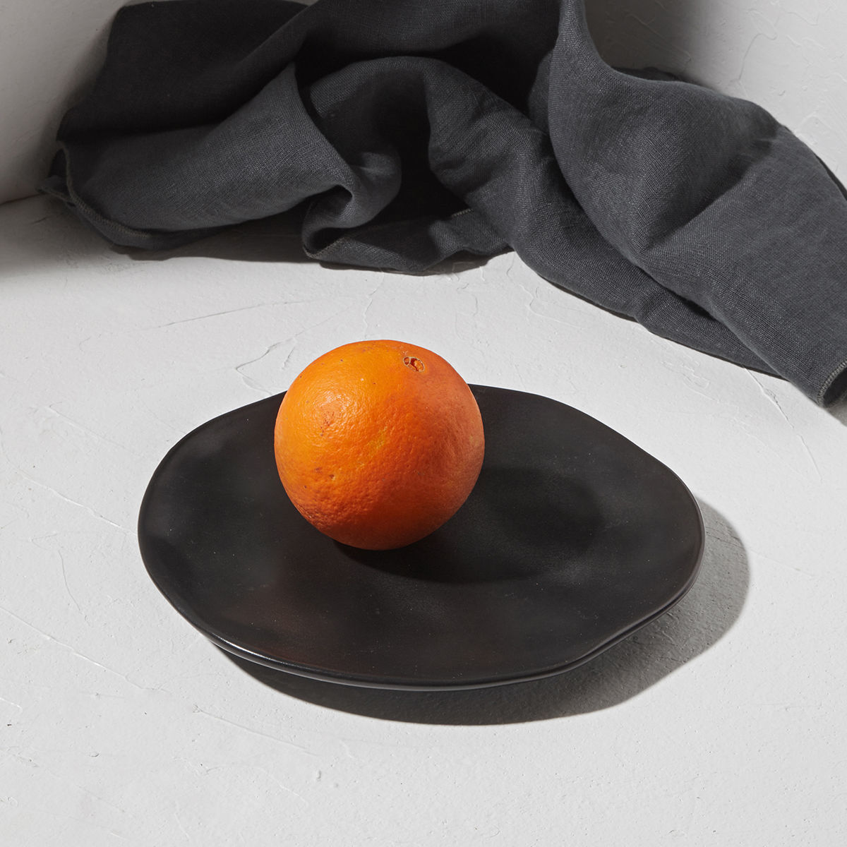 0010712_-mare-stoneware-22cm-midnight