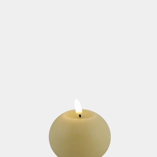 ΚΕΡΙ ΜΠΑΛΛΑ ΚΡΕΜ 3D ΚΕΡΙ ΛΙΩΜΕΝΟ ΣΤΗ ΦΛΟΓΑ 8Χ8Χ7ΕΚ